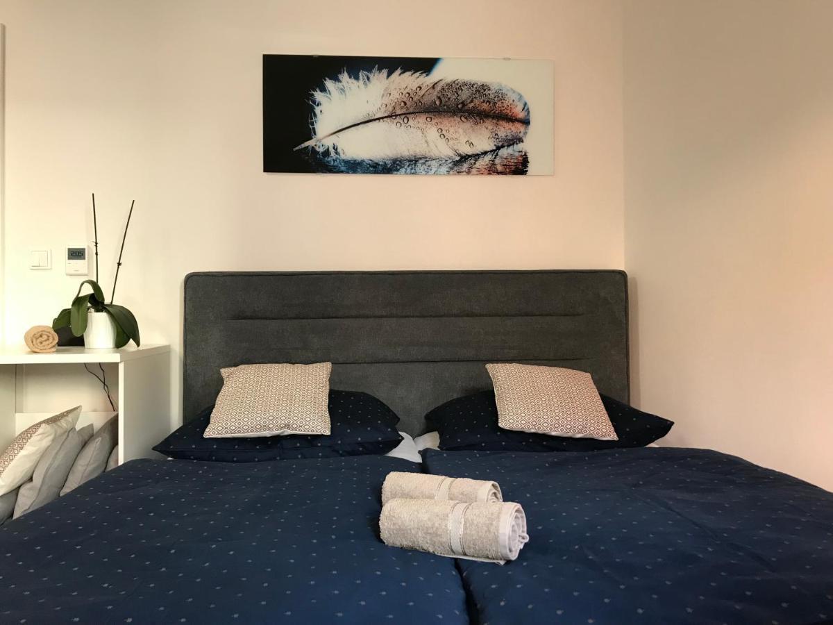 Apartment Brno Centrum With Private Parking Екстер'єр фото